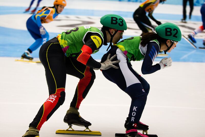 Datei:Short Track Staffelwechsel.jpg