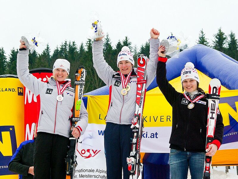 Datei:Ski alpin Damen.jpg