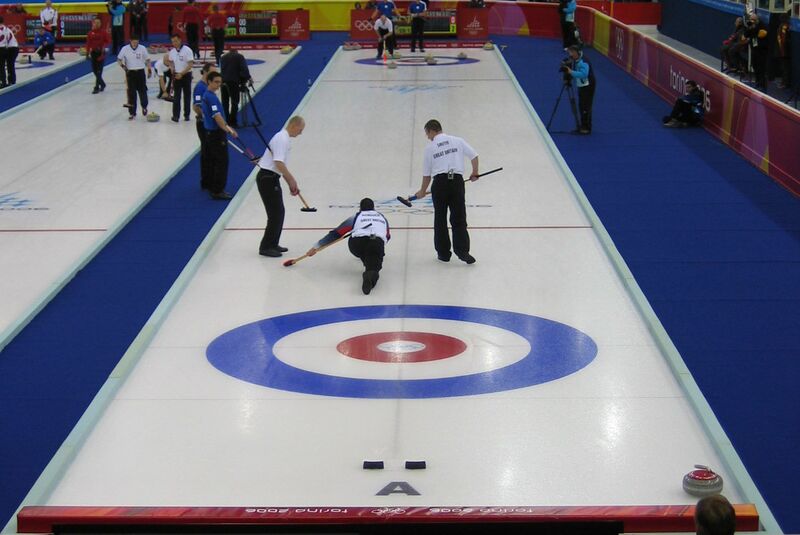 Datei:Team beim Curling.jpg